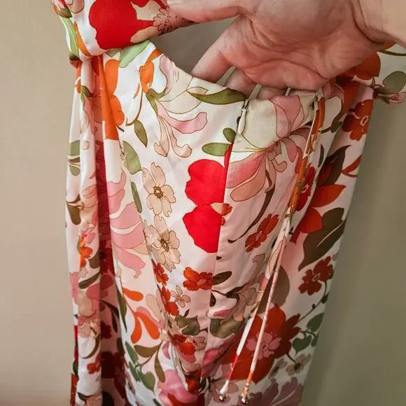 Elliatt Women's Khloe Maxi Dress, Size XL Halter Floral 70s Tie Back - Picture 6 of 7